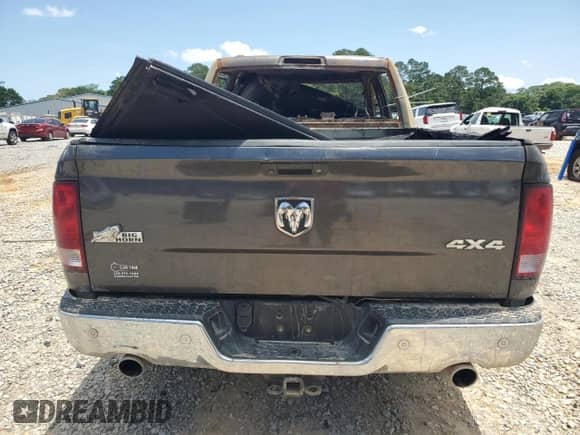 2016 Ram 1500 Outdoorsman z VIN 1C6RR7TM8GS234882, wystawiony jako Copart lot #57232385 z przebiegiem Nie podano mil oraz Nie do naprawy • Non repairable. Historia ofert i sprzedaży dostępna na DreamBid. Obrazek 6.