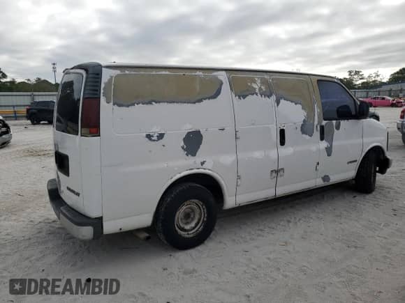 2000 Chevrolet City Express Cargo with VIN 1GCEG15W4Y1143950, listed as a Copart auction lot 86747024 with Not provided miles and Salvage title. Bid and sale history available at DreamBid. Image 3.