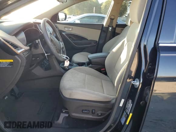 2016 Hyundai Santa Fe with VIN 5XYZU3LB2GG309600, listed as a Copart auction lot 82492665 with 138,069 mi miles and Clean title. Bid and sale history available at DreamBid. Image 7.