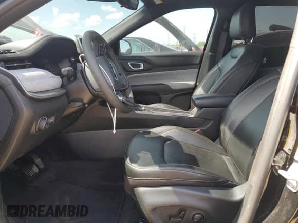 2024 Jeep Compass Latitude Lux с VIN 3C4NJDFNXRT126427, выставлен на аукционе Copart как лот 62740395 с пробегом 21 386 миль миль и Списание • Salvage title. История ставок и продаж доступна на DreamBid. Изображение 7.