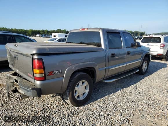 2006 GMC Sierra 1500 SLE1 с VIN 2GTEK13T361125857, выставлен на аукционе Copart как лот 68264805 с пробегом 255 290 миль миль и Списание • Salvage title. История ставок и продаж доступна на DreamBid. Изображение 3.