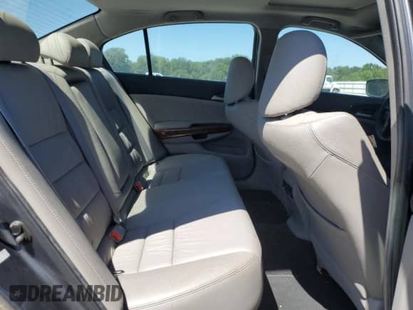 2011 Honda Accord EX-L с VIN 1HGCP2F86BA040700, выставлен на аукционе Copart как лот 70860905 с пробегом 210 350 миль миль и Списание • Salvage title. История ставок и продаж доступна на DreamBid. Изображение 10.