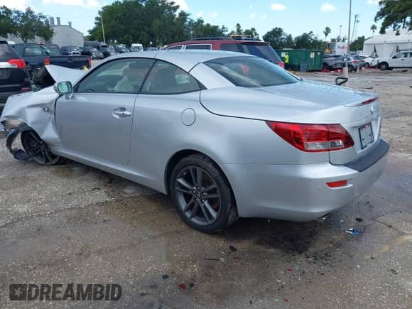 2015 Lexus IS 250 C with VIN JTHFF2C23F2533277, listed as a IAAI auction lot 42555074 with Not provided miles and . Bid and sale history available at DreamBid. Image 3.