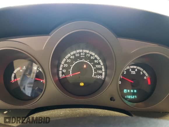 2010 Dodge Avenger SXT with VIN 1B3CC4FB3AN160660, listed as a Copart auction lot 85730925 with 178,527 mi miles and Salvage title. Bid and sale history available at DreamBid. Image 9.