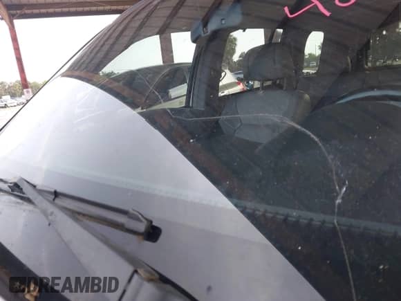 2009 Honda Pilot Touring with VIN 5FNYF38839B022943, listed as a IAAI auction lot 42443006 with 199,184 mi miles and . Bid and sale history available at DreamBid. Image 12.