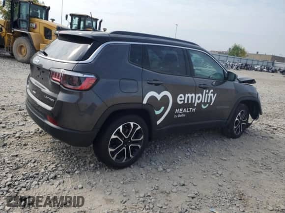 2022 Jeep Compass Limited with VIN 3C4NJDCBXNT224684, listed as a Copart auction lot 80630005 with 51,527 mi miles and Non repairable. Bid and sale history available at DreamBid. Image 3.