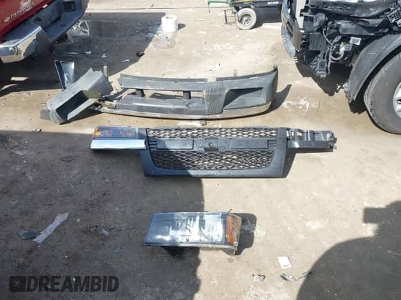 2005 Chevrolet Colorado z VIN 1GCDT138158279001, wystawiony jako IAAI lot #41867596 z przebiegiem 86 245 mil mil oraz . Historia ofert i sprzedaży dostępna na DreamBid. Obrazek 12.