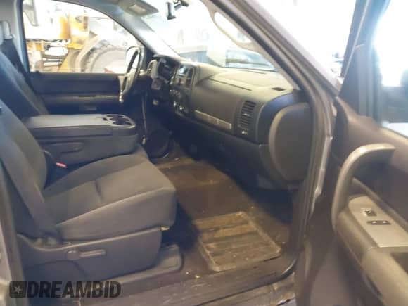 2007 Chevrolet Silverado 1500 LS с VIN 2GCEK13C571501993, выставлен на аукционе IAAI как лот 41984825 с пробегом Не указан миль и . История ставок и продаж доступна на DreamBid. Изображение 5.