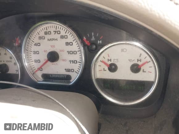 2005 Ford F-150 XLT z VIN 1FTPW12555FA44141, wystawiony jako IAAI lot #43453649 z przebiegiem 184 570 mil mil oraz . Historia ofert i sprzedaży dostępna na DreamBid. Obrazek 7.