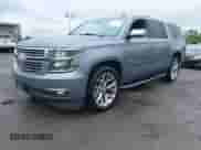 2019 Chevrolet Suburban Premier с VIN 1GNSKJKC9KR288722, выставлен на аукционе IAAI как лот 42282877 с пробегом 161 795 миль миль и . История ставок и продаж доступна на DreamBid. Изображение 2.