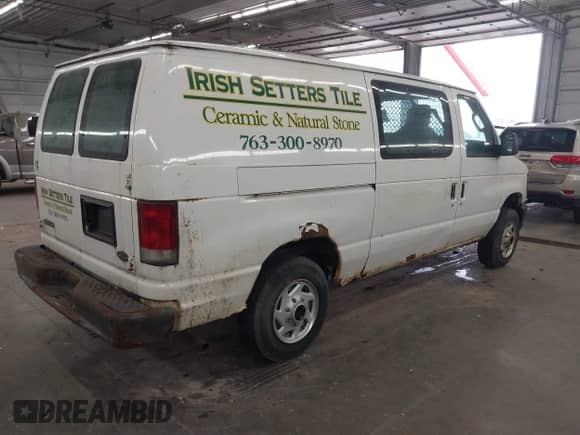 2011 Ford Econoline Cargo Commercial с VIN 1FTNE1EW0BDA21789, выставлен на аукционе IAAI как лот 43411869 с пробегом 300 418 миль миль и . История ставок и продаж доступна на DreamBid. Изображение 4.