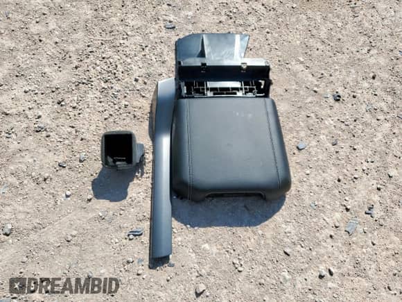 2025 Ford F-250 XL с VIN 1FT8W2BT8SEC80843, выставлен на аукционе Copart как лот 69540405 с пробегом 654 миль миль и Списание • Salvage title. История ставок и продаж доступна на DreamBid. Изображение 12.