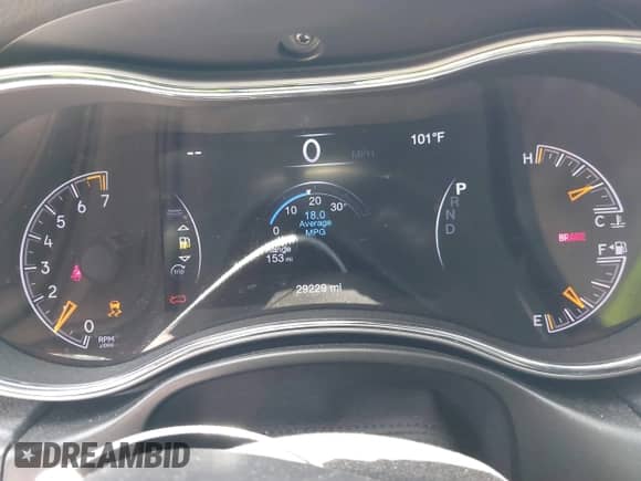 2021 Jeep Grand Cherokee Laredo E with VIN 1C4RJEAG3MC814385, listed as a IAAI auction lot 42570905 with 29,229 mi miles and . Bid and sale history available at DreamBid. Image 7.