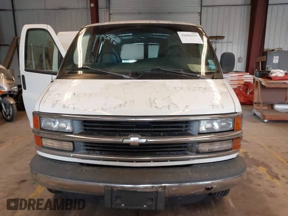 1998 Chevrolet Chevy Van с VIN 1GCGG25R1W1065455, выставлен на аукционе IAAI как лот 42684155 с пробегом 224 193 миль миль и . История ставок и продаж доступна на DreamBid. Изображение 12.