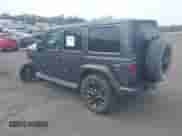 2021 Jeep Wrangler Unlimited Sahara z VIN 1C4JJXP65MW676726, wystawiony jako IAAI lot #41795701 z przebiegiem 38 480 mil mil oraz . Historia ofert i sprzedaży dostępna na DreamBid. Obrazek 3.