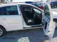 2010 Chevrolet Cobalt 1LT с VIN 1G1AD5F50A7212195, выставлен на аукционе IAAI как лот 43024126 с пробегом Не указан миль и . История ставок и продаж доступна на DreamBid. Изображение 5.