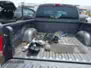2004 Dodge Dakota SLT z VIN 1D7HL48N54S638181, wystawiony jako IAAI lot #43157329 z przebiegiem 191 113 mil mil oraz . Historia ofert i sprzedaży dostępna na DreamBid. Obrazek 12.