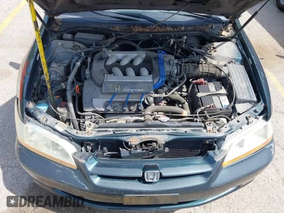 1999 Honda Accord LX with VIN 1HGCG1645XA068728, listed as a IAAI auction lot 42597558 with 197,846 mi miles and . Bid and sale history available at DreamBid. Image 10.