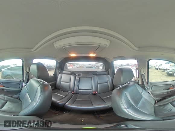 2009 Chevrolet Avalanche LTZ z VIN 3GNFK32329G123988, wystawiony jako Copart lot #53250135 z przebiegiem 175 064 mil mil oraz Szkoda całkowita • Salvage title. Historia ofert i sprzedaży dostępna na DreamBid. Obrazek 12.