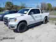 2022 Ram 1500 Big Horn с VIN 1C6RREBT9NN260965, выставлен на аукционе IAAI как лот 41686305 с пробегом 77 843 миль миль и . История ставок и продаж доступна на DreamBid. Изображение 2.