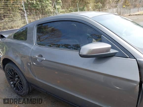 2011 Ford Mustang GT с VIN 1ZVBP8CF8B5105715, выставлен на аукционе IAAI как лот 41732252 с пробегом 198 523 миль миль и . История ставок и продаж доступна на DreamBid. Изображение 13.