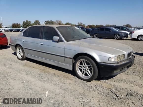 2001 BMW 7 Series 740iL with VIN WBAGH83421DP26857, listed as a Copart auction lot 85929555 with 247,854 mi miles and Clean title. Bid and sale history available at DreamBid. Image 4.