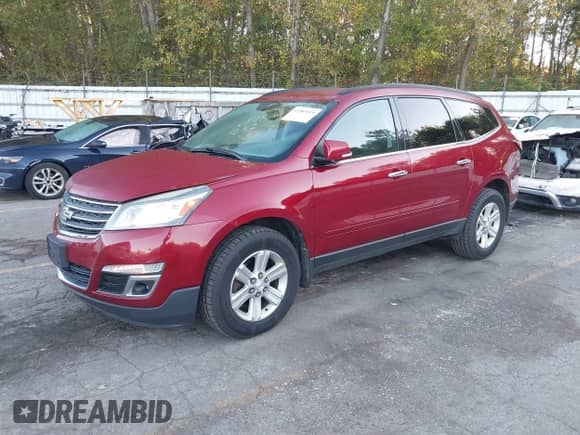 2013 Chevrolet Traverse LT z VIN 1GNKVJKD4DJ136963, wystawiony jako IAAI lot #43385919 z przebiegiem 124 879 mil mil oraz . Historia ofert i sprzedaży dostępna na DreamBid. Obrazek 20.