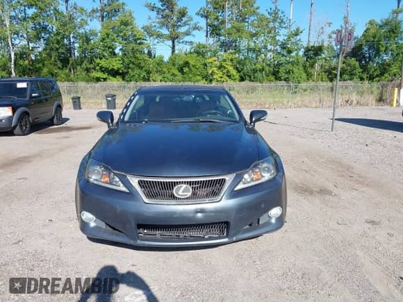 2011 Lexus IS 250 C with VIN JTHFF2C29B2520771, listed as a IAAI auction lot 42621886 with Not provided miles and . Bid and sale history available at DreamBid. Image 12.