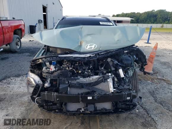 2024 Hyundai Kona Limited с VIN KM8HE3A34RU037701, выставлен на аукционе Copart как лот 68293814 с пробегом 8 137 миль миль и На запчасти • Non repairable. История ставок и продаж доступна на DreamBid. Изображение 5.