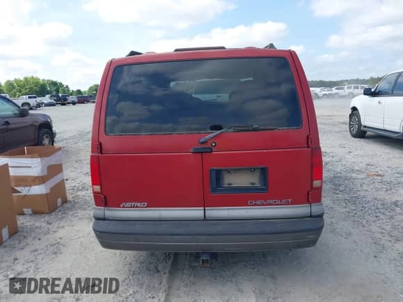 1999 Chevrolet Astro z VIN 1GNDM19W6XB104064, wystawiony jako IAAI lot #42122684 z przebiegiem 168 979 mil mil oraz . Historia ofert i sprzedaży dostępna na DreamBid. Obrazek 16.