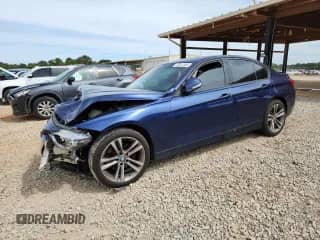 2016 BMW 3 Series 328i xDrive с VIN WBA8E3C52GK500685, выставлен на аукционе Copart как лот 85186275 с пробегом 130 838 миль миль и Списание • Salvage title. История ставок и продаж доступна на DreamBid. Изображение 1.