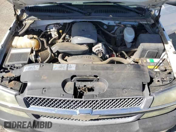 2004 Chevrolet Silverado 1500 Work Truck with VIN 1GCEC14VX4E198314, listed as a Copart auction lot 75807904 with 181,837 mi miles and Salvage title. Bid and sale history available at DreamBid. Image 11.