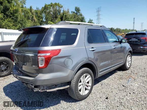 2011 Ford Explorer XLT с VIN 1FMHK8D85BGA39331, выставлен на аукционе Copart как лот 81446675 с пробегом 239 247 миль миль и Списание • Salvage title. История ставок и продаж доступна на DreamBid. Изображение 3.