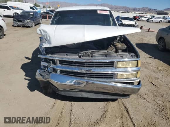1996 Chevrolet Silverado 1500 with VIN 1GCEC19R0TE110221, listed as a Copart auction lot 80949385 with 566,496 mi miles and Non repairable. Bid and sale history available at DreamBid. Image 5.