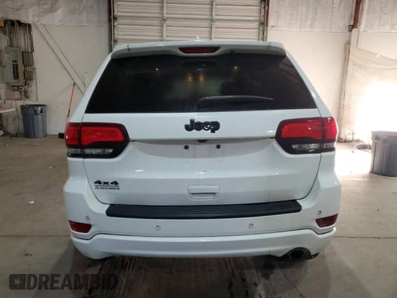 2020 Jeep Grand Cherokee Altitude with VIN 1C4RJFAG4LC416607, listed as a Copart auction lot 84808415 with 65,215 mi miles and Salvage title. Bid and sale history available at DreamBid. Image 6.