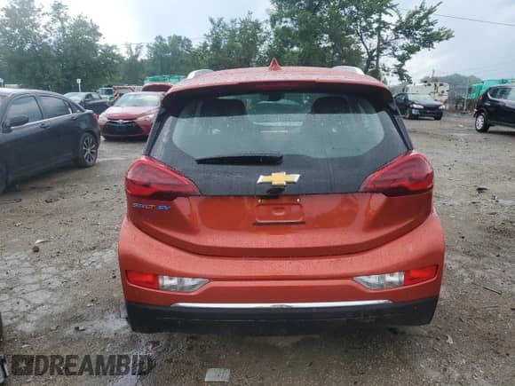 2021 Chevrolet Bolt EV Premier с VIN 1G1FZ6S06M4104936, выставлен на аукционе Copart как лот 64742125 с пробегом 15 320 миль миль и Списание • Salvage title. История ставок и продаж доступна на DreamBid. Изображение 6.