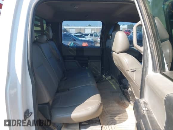 2017 Ford F-250 XL with VIN 1FT7W2AT6HEF22700, listed as a IAAI auction lot 43179798 with 246,557 mi miles and . Bid and sale history available at DreamBid. Image 8.