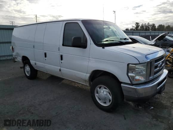 2008 Ford Econoline Cargo Commercial с VIN 1FTNS24L48DB48222, выставлен на аукционе Copart как лот 80777304 с пробегом 273 798 миль миль и Списание • Salvage title. История ставок и продаж доступна на DreamBid. Изображение 4.