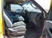 2011 Ford F-250 XL z VIN 1FTBF2A61BEC82600, wystawiony jako IAAI lot #43386101 z przebiegiem 195 000 mil mil oraz . Historia ofert i sprzedaży dostępna na DreamBid. Obrazek 5.