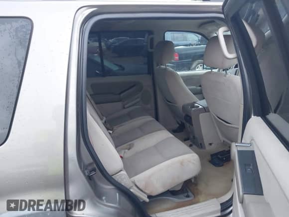 2006 Ford Explorer XLT with VIN 1FMEU73E16UB01796, listed as a IAAI auction lot 43293578 with 226,727 mi miles and . Bid and sale history available at DreamBid. Image 8.
