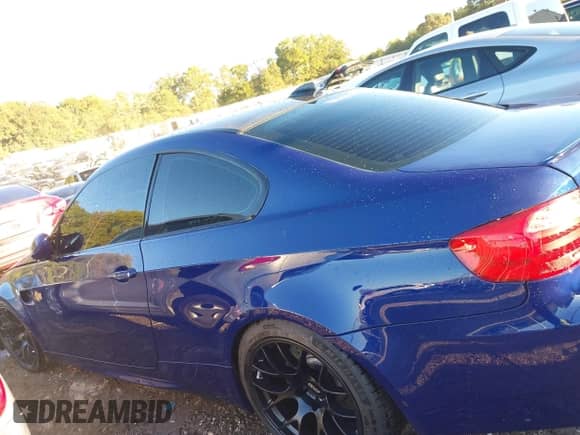 2011 BMW M3 с VIN WBSKG9C5XBE369107, выставлен на аукционе IAAI как лот 40655352 с пробегом Не указан миль и . История ставок и продаж доступна на DreamBid. Изображение 13.