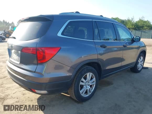 2017 Honda Pilot LX z VIN 5FNYF5H17HB007939, wystawiony jako IAAI lot #42557095 z przebiegiem 176 028 mil mil oraz . Historia ofert i sprzedaży dostępna na DreamBid. Obrazek 4.