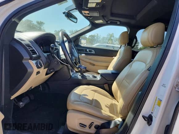 2017 Ford Explorer Limited z VIN 1FM5K7F83HGB80465, wystawiony jako Copart lot #70853145 z przebiegiem 94 406 mil mil oraz Szkoda całkowita • Salvage title. Historia ofert i sprzedaży dostępna na DreamBid. Obrazek 7.