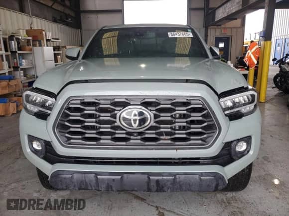 2023 Toyota Tacoma SR5 with VIN 3TMCZ5AN3PM632198, listed as a Copart auction lot 86437665 with 25,895 mi miles and Clean title. Bid and sale history available at DreamBid. Image 5.