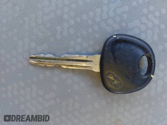 2010 Hyundai Elantra GLS z VIN KMHDU4AD3AU062027, wystawiony jako IAAI lot #43594093 z przebiegiem 249 973 mil mil oraz . Historia ofert i sprzedaży dostępna na DreamBid. Obrazek 11.