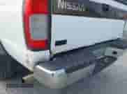 1998 Nissan Frontier XE z VIN 1N6DD26Y4WC361816, wystawiony jako IAAI lot #41783622 z przebiegiem 141 834 mil mil oraz . Historia ofert i sprzedaży dostępna na DreamBid. Obrazek 16.