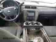 2009 Chevrolet Tahoe LS с VIN 1GNFC13029R149349, выставлен на аукционе Copart как лот 83327714 с пробегом 246 757 миль миль и Списание • Salvage title. История ставок и продаж доступна на DreamBid. Изображение 8.