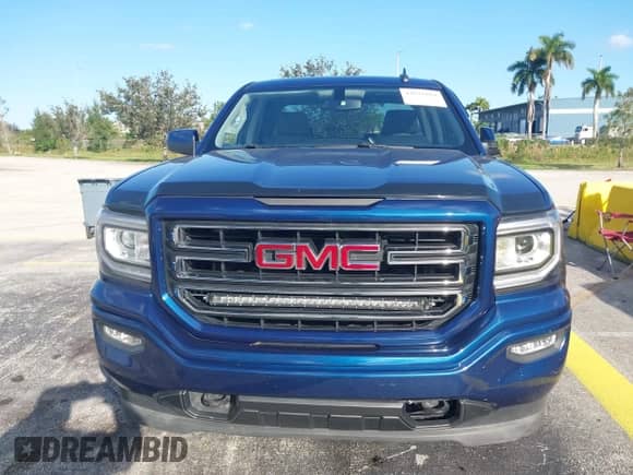 2017 GMC Sierra 1500 z VIN 1GTV2LEC4HZ381265, wystawiony jako IAAI lot #43525619 z przebiegiem 129 726 mil mil oraz . Historia ofert i sprzedaży dostępna na DreamBid. Obrazek 6.