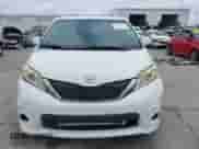 2011 Toyota Sienna SE с VIN 5TDXK3DC1BS069696, выставлен на аукционе IAAI как лот 41976857 с пробегом 160 994 миль миль и . История ставок и продаж доступна на DreamBid. Изображение 13.