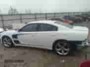 2011 Dodge Charger Rallye Plus z VIN 2B3CL3CG6BH535588, wystawiony jako IAAI lot #42200949 z przebiegiem 145 903 mil mil oraz . Historia ofert i sprzedaży dostępna na DreamBid. Obrazek 15.